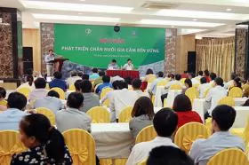 Phát triển chăn nuôi gia cầm bền vững